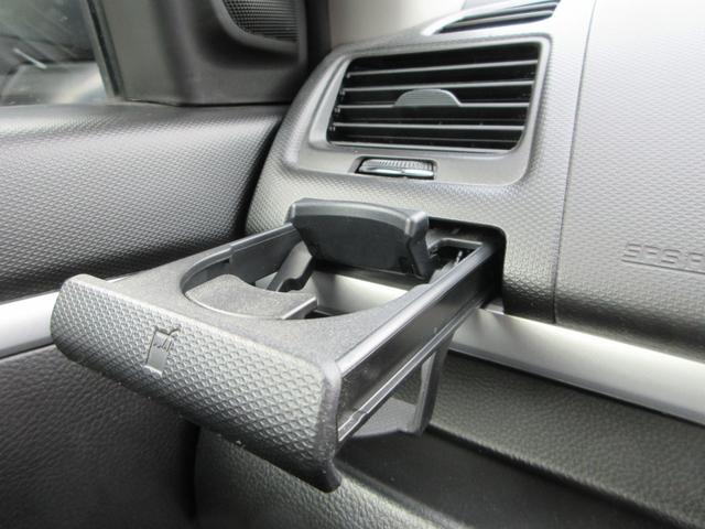 スイフト ＲＳ　全国１年保証　社外ナビ　Ｂｌｕｅｔｏｏｔｈ接続　ＥＴＣ　プッシュスタート　スマートキー　盗難防止システム　衝突安全ボディー運転席・助手席エアバッグ（28枚目）