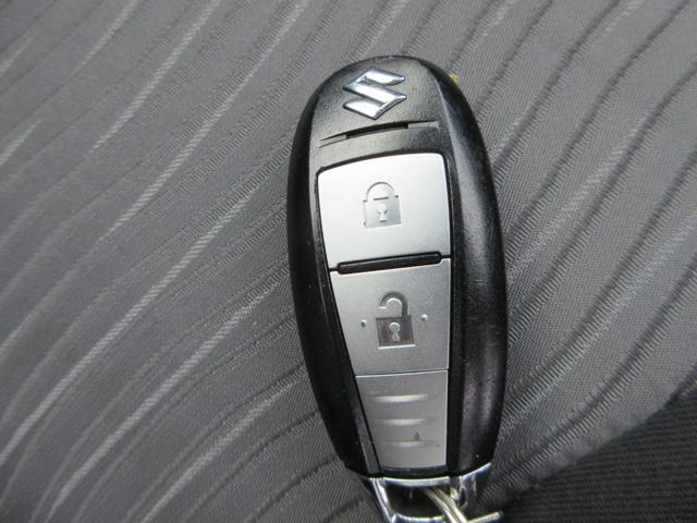 スイフト ＲＳ　全国１年保証　社外ナビ　Ｂｌｕｅｔｏｏｔｈ接続　ＥＴＣ　プッシュスタート　スマートキー　盗難防止システム　衝突安全ボディー運転席・助手席エアバッグ（30枚目）