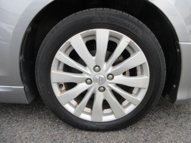 スイフト ＲＳ　全国１年保証　社外ナビ　Ｂｌｕｅｔｏｏｔｈ接続　ＥＴＣ　プッシュスタート　スマートキー　盗難防止システム　衝突安全ボディー運転席・助手席エアバッグ（31枚目）
