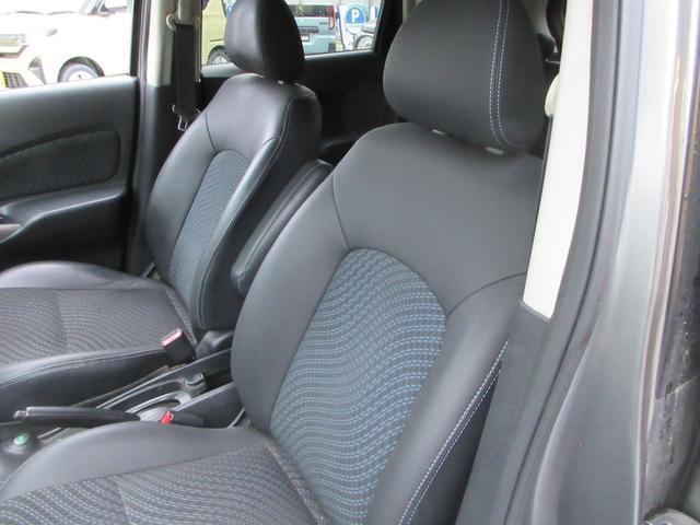 ノート メダリスト　ユーザー下取り車　禁煙車　純正ＳＤナビ　Ｂｌｕｅｔｏｏｔｈ接続　バックモニター　アラウンドビューモニター　フルセグＴＶ　ＣＤ／ＤＶＤ再生　ＥＴＣ　衝突安全ボディー　盗難防止システム　エアバッグ（17枚目）