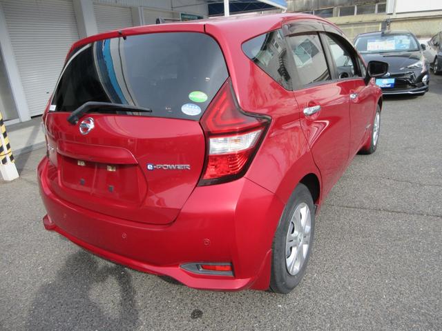 ノート ｅ－パワー　Ｘ　全国１年保証　純正ＣＤオーディオ　前後ドラレコ　デジタルインナーミラー　バックモニター　ＥＴＣ　オートライト／ＡＣ　衝突被害軽減システム　盗難防止システム　衝突安全ボディー　運転席・助手席エアバッグ（13枚目）