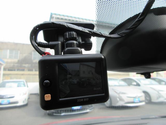 ノート ｅ－パワー　Ｘ　全国１年保証　純正ＣＤオーディオ　前後ドラレコ　デジタルインナーミラー　バックモニター　ＥＴＣ　オートライト／ＡＣ　衝突被害軽減システム　盗難防止システム　衝突安全ボディー　運転席・助手席エアバッグ（24枚目）