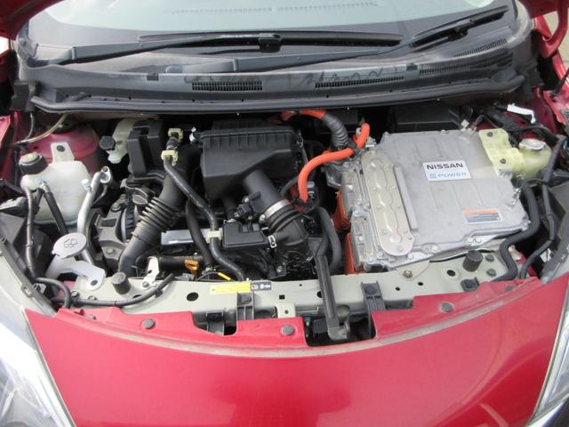 ノート ｅ－パワー　Ｘ　全国１年保証　純正ＣＤオーディオ　前後ドラレコ　デジタルインナーミラー　バックモニター　ＥＴＣ　オートライト／ＡＣ　衝突被害軽減システム　盗難防止システム　衝突安全ボディー　運転席・助手席エアバッグ（32枚目）