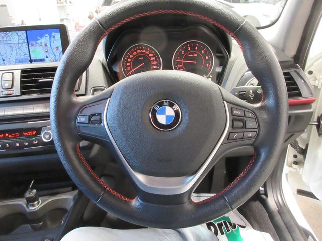 １シリーズ １１６ｉ　スポーツ　ユーザー下取車　禁煙車　純正ナビ　Ｂｌｕｅｔｏｏｔｈ接続　バックモニター　前方ドラレコ　ＣＤ／ＤＶＤ再生　ステアリングリモコン　オートライト／ＡＣ　盗難防止システム　運転席・助手席エアバッグ（24枚目）