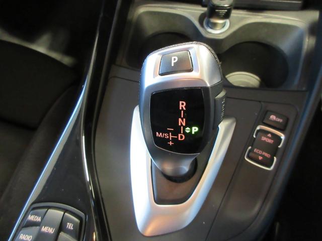 １シリーズ １１６ｉ　スポーツ　ユーザー下取車　禁煙車　純正ナビ　Ｂｌｕｅｔｏｏｔｈ接続　バックモニター　前方ドラレコ　ＣＤ／ＤＶＤ再生　ステアリングリモコン　オートライト／ＡＣ　盗難防止システム　運転席・助手席エアバッグ（29枚目）