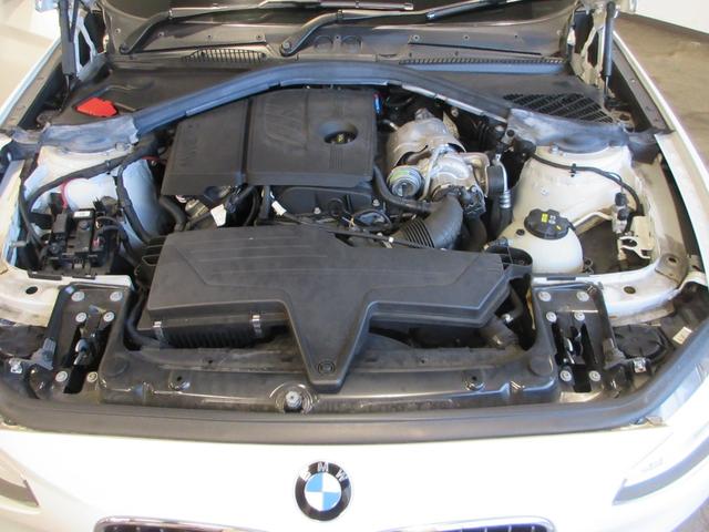 １シリーズ １１６ｉ　スポーツ　ユーザー下取車　禁煙車　純正ナビ　Ｂｌｕｅｔｏｏｔｈ接続　バックモニター　前方ドラレコ　ＣＤ／ＤＶＤ再生　ステアリングリモコン　オートライト／ＡＣ　盗難防止システム　運転席・助手席エアバッグ（33枚目）