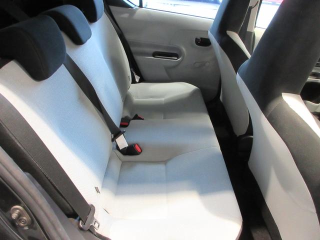 アクア L 全国1年保証 禁煙車 社外メモリーナビ ワンセグTV バックモニター ETC CD/USB 衝突安全ボディー 運転席・助手席エアバッグ(19枚目)