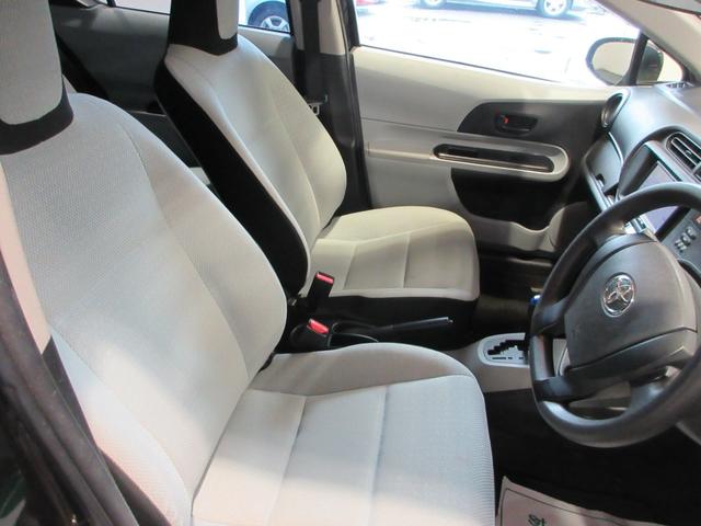 アクア L 全国1年保証 禁煙車 社外メモリーナビ ワンセグTV バックモニター ETC CD/USB 衝突安全ボディー 運転席・助手席エアバッグ(20枚目)