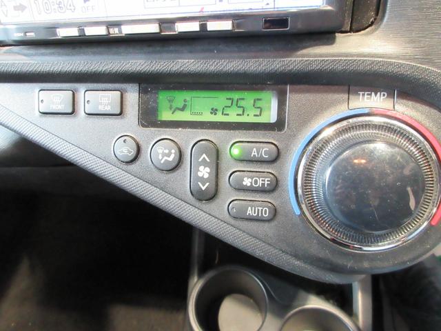 アクア L 全国1年保証 禁煙車 社外メモリーナビ ワンセグTV バックモニター ETC CD/USB 衝突安全ボディー 運転席・助手席エアバッグ(25枚目)