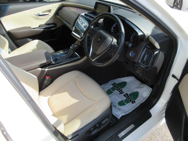 クラウンハイブリッド S Cパッケージ 全国1年保証 純正ナビ BLUETOOTH接続 パノラミックビューモニター プリクラッシュブレーキ 車線逸脱警報装置 横滑り防止装置 LEDヘッドライト プッシュスタート 純正アルミ ドラレコ(17枚目)