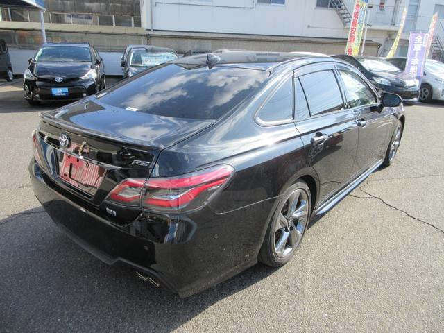 クラウンハイブリッド RSアドバンス 全国1年保証 ワンオーナー トヨタセーフティセンス 純正ナビ パノラミックビューモニター 黒革シート プリクラッシュブレーキ 車線逸脱警報装置 横滑り防止装置 LEDヘッドライト プッシュスタート(14枚目)