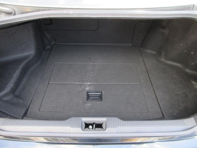 クラウンハイブリッド RSアドバンス 全国1年保証 ワンオーナー トヨタセーフティセンス 純正ナビ パノラミックビューモニター 黒革シート プリクラッシュブレーキ 車線逸脱警報装置 横滑り防止装置 LEDヘッドライト プッシュスタート(16枚目)