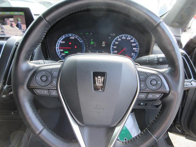 クラウンハイブリッド RSアドバンス 全国1年保証 ワンオーナー トヨタセーフティセンス 純正ナビ パノラミックビューモニター 黒革シート プリクラッシュブレーキ 車線逸脱警報装置 横滑り防止装置 LEDヘッドライト プッシュスタート(25枚目)