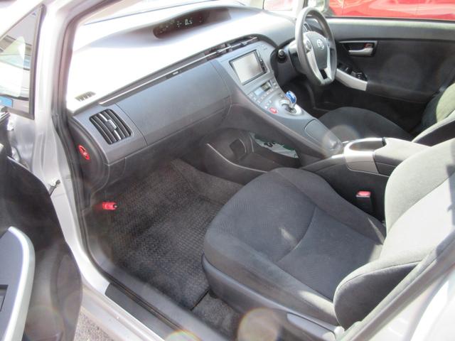 プリウス S 後期モデル 全国1年保証 横滑り防止装置 アイドリングストップ オートエアコン ABS HIDヘッドライト プッシュスタート スマートキー 盗難警報装置 ビルトインETC(17枚目)