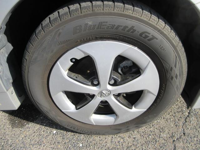 プリウス S 後期モデル 全国1年保証 横滑り防止装置 アイドリングストップ オートエアコン ABS HIDヘッドライト プッシュスタート スマートキー 盗難警報装置 ビルトインETC(30枚目)