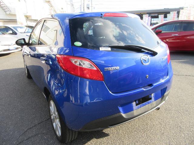 デミオ 13C-V ユーザー下取車 禁煙車 全国1年保証 社外SDナビ Bluetooth接続 ワンセグTV CD/DVD再生 ETC ステアリングリモコン 衝突安全ボディー(15枚目)