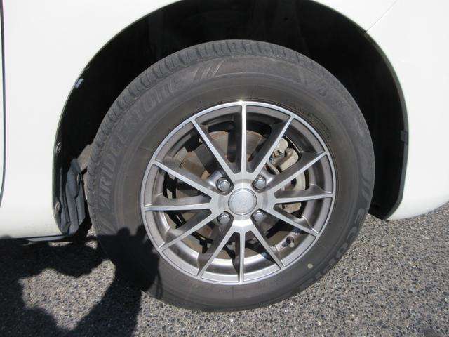 ヴィッツ ハイブリッド　ジュエラ　ユーザー下取車　ワンオーナー　禁煙車　全国１年保証　純正ＳＤナビ　Ｂｌｕｅｔｏｏｔｈ接続　バックモニター　前ドラレコ　前席シートヒーター　ＥＴＣ　フルセグＴＶ　ＣＤ／ＤＶＤ再生　車線逸脱防止機能（31枚目）