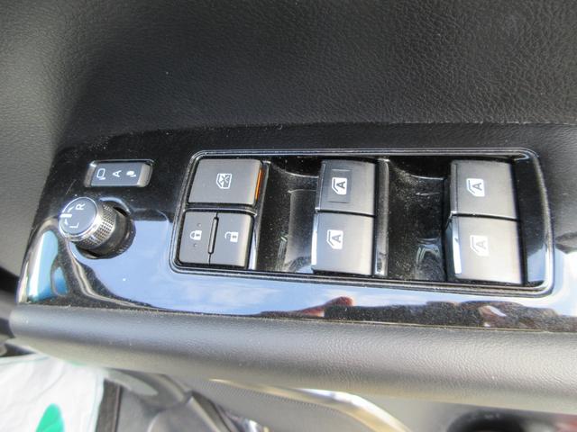 アルファード ２．５Ｓ　Ｃパッケージ　ユーザー下取り車　禁煙車　純正ディスプレイオーディオ　Ｂｌｕｅｔｏｏｔｈ接続　ミラキャスト　ＥＴＣ２．０　バックモニター　レーダークルーズコントロール　前後ドライブレコーダー　フリップダウンモニター（21枚目）