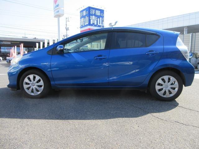 アクア Ｓ　純正ＳＤナビ　ワンセグＴＶ　前方ドラレコ　前席シートヒーター　プッシュスタート　スマートキー　衝突安全ボディー　運転席・助手席エアバッグ（10枚目）