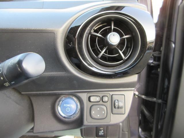 アクア Ｓ　純正ナビ　バックモニター　横滑り防止装置　アイドリングストップ　オートエアコン　ＡＢＳ　プッシュスタート　スマートキー　盗難警報装置　前後ドラレコ　ＥＴＣ付き（25枚目）