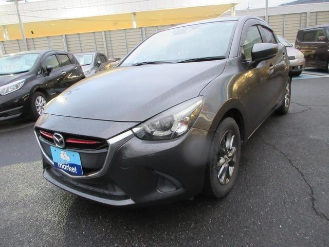 デミオ １３Ｓツーリング　純正ＳＤナビ・フルセグＴＶ　バックカメラ　スマートシティブレーキサポート　前席シートヒーター　ＬＥＤヘッドランプ　プッシュスタート　スマートキー　盗難警報装置　ドラレコ　ＥＴＣ付き（12枚目）