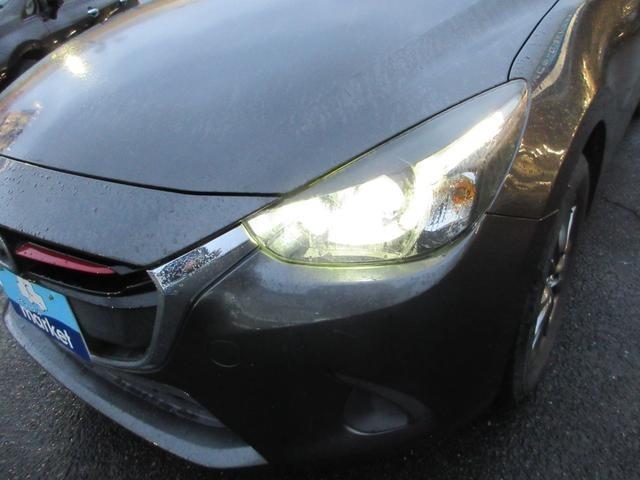 デミオ １３Ｓツーリング　純正ＳＤナビ・フルセグＴＶ　バックカメラ　スマートシティブレーキサポート　前席シートヒーター　ＬＥＤヘッドランプ　プッシュスタート　スマートキー　盗難警報装置　ドラレコ　ＥＴＣ付き（30枚目）