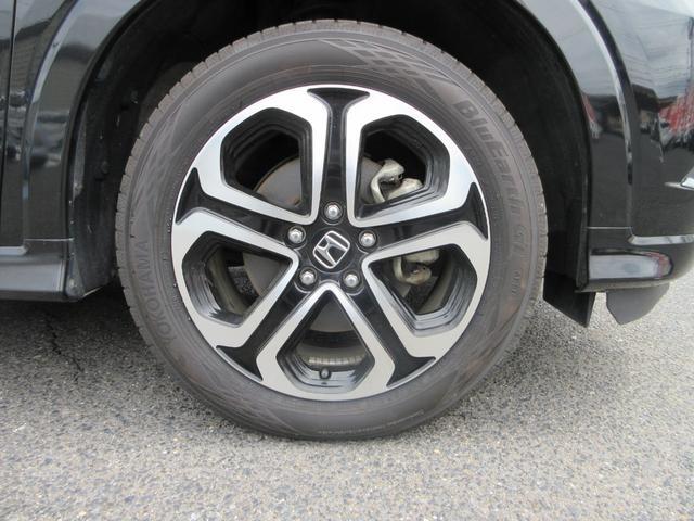 ヴェゼル ハイブリッドＺ　純正ナビ　バックカメラ　クルーズコントロール　電動格納ミラー　ＥＴＣ　１７インチアルミホイール（スポーツタイプ）　運転席／助手席シートヒーター（31枚目）