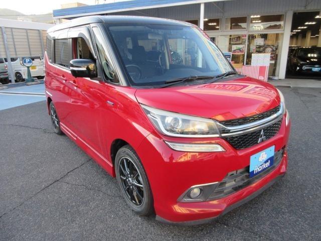 デリカＤ：２ カスタムハイブリッドＭＶ　２トーンカラー仕様車　フルセグＳＤナビ　バックモニター　両側パワースライドドア　衝突被害軽減ブレーキ　横滑り防止装置　シートヒーター　ステアリングリモコン　フォグランプ　ドラレコ　ＥＴＣ（11枚目）