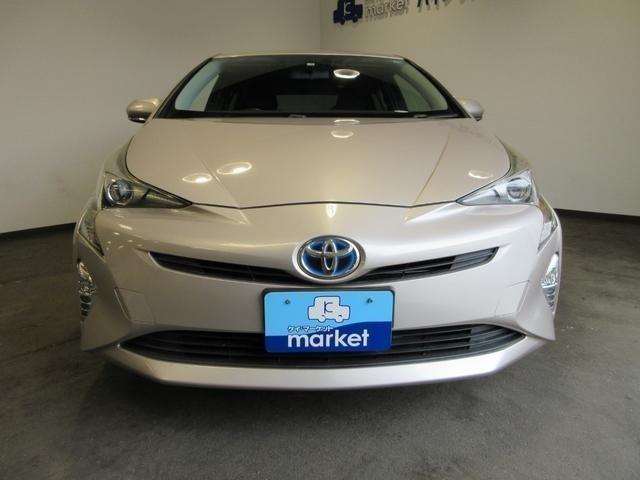 プリウス Ｓ　純正ＳＤナビ　サンルーフ　フルセグＴＶ　Ｂｌｕｅｔｏｏｔｈ接続　バックモニター　ＣＤ／ＤＶＤ　ＥＴＣ　ステアリングリモコン　ＬＥＤヘッドライト　衝突安全ボディー　盗難防止システム（7枚目）