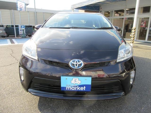 プリウス Ｓ　禁煙車　社外ＳＤナビ　Ｂｌｕｅｔｏｏｔｈ接続　バックモニター　フルセグＴＶ　ＣＤ／ＤＶＤ再生　ＥＴＣ　ステアリングリモコン　衝突安全ボディー　盗難防止システム　運転席・助手席エアバッグ（7枚目）