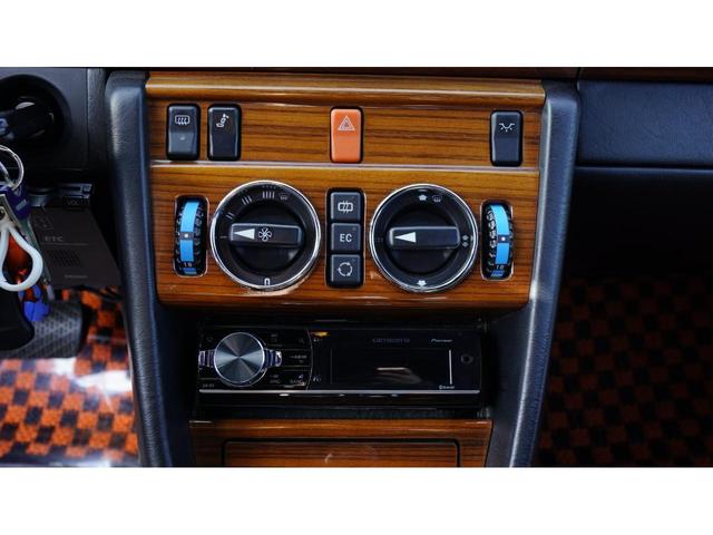 Ｅクラス Ｅ２８０　Ｅクラス　Ｗ１２４　ＩＤＥＡＬエアサス　１８ｉｎｃアルミホイール　パイオニアヘッドユニット　ａｕｄｉｓｏｎスピーカー・マルチ４ｃｈ出力　サブウーハー　ＫＡＲＯマット　オリジナルマフラー（9枚目）