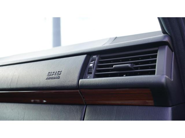 Ｅクラス Ｅ２８０　Ｅクラス　Ｗ１２４　ＩＤＥＡＬエアサス　１８ｉｎｃアルミホイール　パイオニアヘッドユニット　ａｕｄｉｓｏｎスピーカー・マルチ４ｃｈ出力　サブウーハー　ＫＡＲＯマット　オリジナルマフラー（16枚目）