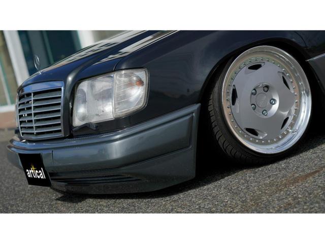 Ｅクラス Ｅ２８０　Ｅクラス　Ｗ１２４　ＩＤＥＡＬエアサス　１８ｉｎｃアルミホイール　パイオニアヘッドユニット　ａｕｄｉｓｏｎスピーカー・マルチ４ｃｈ出力　サブウーハー　ＫＡＲＯマット　オリジナルマフラー（49枚目）