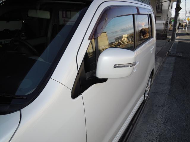 ワゴンＲ ＦＸリミテッド　スマートキー　電動格納ミラー　ベンチシート　ＡＴ　盗難防止システム　ＡＢＳ　ＣＤ　アルミホイール　衝突安全ボディ　エアコン　パワーステアリング　パワーウィンドウ（50枚目）