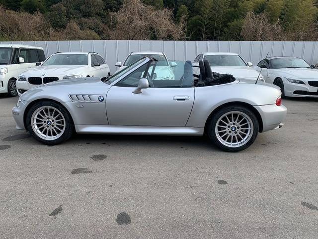 BMW Z3 ROADSTER 2.2I | 2002 | SILVER | 86000 km | details BMW Z3 ROADSTER 2.2I | 2002 | SILVER | 86000 km | details