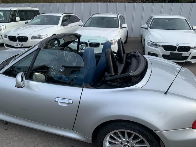 BMW Z3 ROADSTER 2.2I | 2002 | SILVER | 86000 km | details BMW Z3 ROADSTER 2.2I | 2002 | SILVER | 86000 km | details