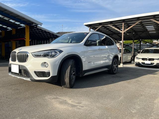 Ｘ１ ｘＤｒｉｖｅ　１８ｄ　ｘライン　ディーゼルターボ・スマートキー２個・ナビ・ミラー型ＥＴＣ・追従式ＡＣＣ・ヘッドアップディスプレイ・ミラーカバー・アイライン・スペアキー・取説・Ｘラインアルミ・パワーバックドア・コンビシート（5枚目）