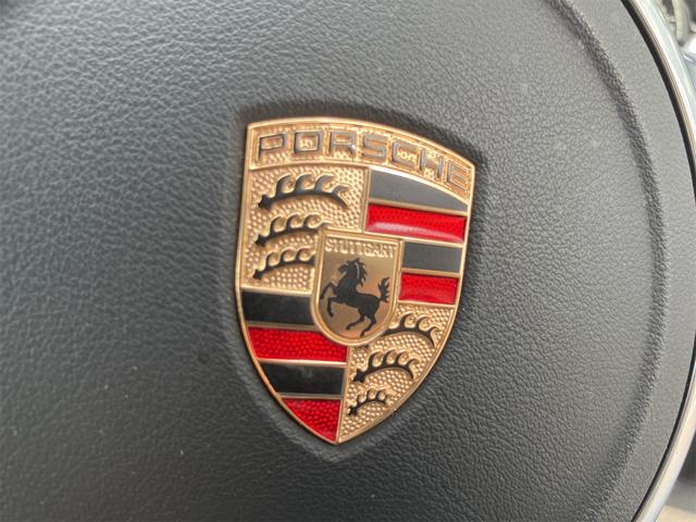 パナメーラ ベースグレード TV クリアランスソナー オートクルーズコントロール アルミホイール HID パワーシート 革シート キーレスエントリー アイドリングストップ 電動格納ミラー シートヒーター AT 盗難防止システム(25枚目)