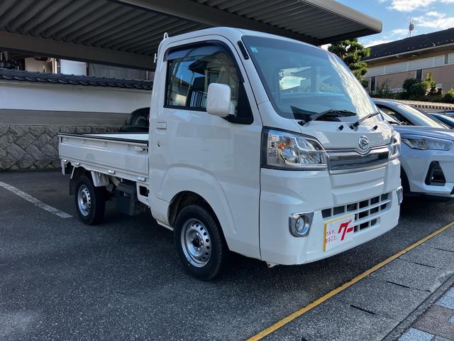 ハイゼットトラック エクストラ ワンオーナー 4WD 5速MT CD ミュージックプレイヤー接続可 LEDヘッドライト キーレスエントリー 作業灯 記録簿 エアコン パワーステアリング パワーウィンドウ 運転席・助手席エアバック(3枚目)