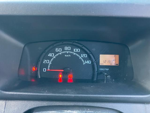 ハイゼットトラック エクストラ ワンオーナー 4WD 5速MT CD ミュージックプレイヤー接続可 LEDヘッドライト キーレスエントリー 作業灯 記録簿 エアコン パワーステアリング パワーウィンドウ 運転席・助手席エアバック(7枚目)