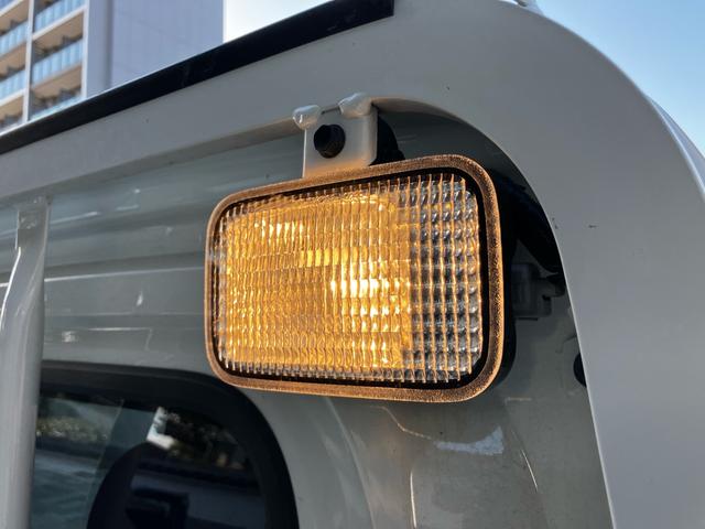 ハイゼットトラック エクストラ ワンオーナー 4WD 5速MT CD ミュージックプレイヤー接続可 LEDヘッドライト キーレスエントリー 作業灯 記録簿 エアコン パワーステアリング パワーウィンドウ 運転席・助手席エアバック(12枚目)