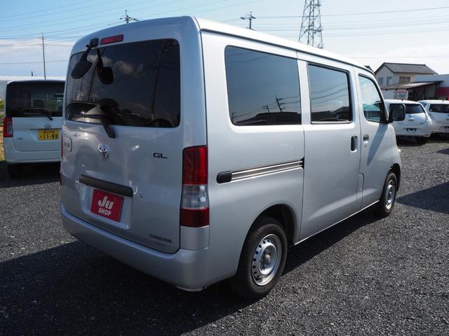 ライトエースバン GL リアベッドキット付き 車中泊 キャンプ ナビ Bluetooth接続 バックカメラ 社外LEDヘッドライト ユーザー買取 点検整備付き(6枚目)