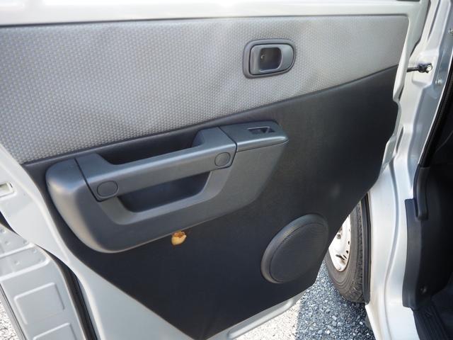 ライトエースバン GL リアベッドキット付き 車中泊 キャンプ ナビ Bluetooth接続 バックカメラ 社外LEDヘッドライト ユーザー買取 点検整備付き(37枚目)