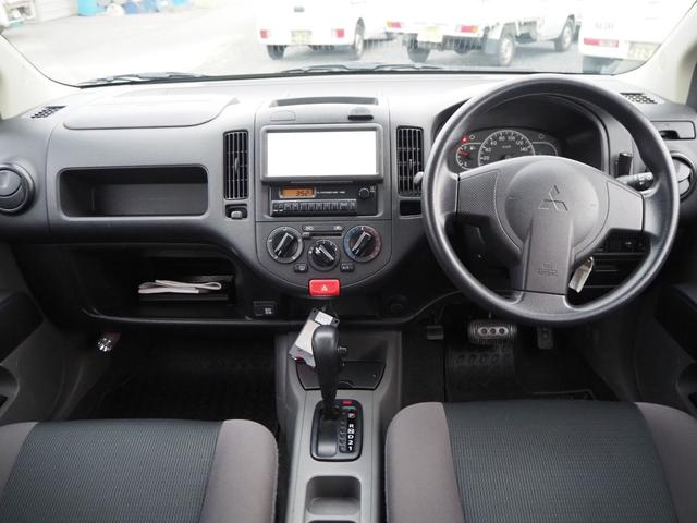 ランサーカーゴ １６Ｍ　商用バン　元公用車　キーレス　ＥＴＣ　電動格納ミラー　ラジオ　前席パワーウィンドウ　ディーラー記録簿付　スタットレスタイヤ付　１００Ｖ電源　助手席テーブル　車検整備付（10枚目）