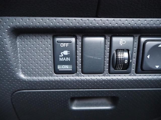 ランサーカーゴ １６Ｍ　商用バン　元公用車　キーレス　ＥＴＣ　電動格納ミラー　ラジオ　前席パワーウィンドウ　ディーラー記録簿付　スタットレスタイヤ付　１００Ｖ電源　助手席テーブル　車検整備付（18枚目）