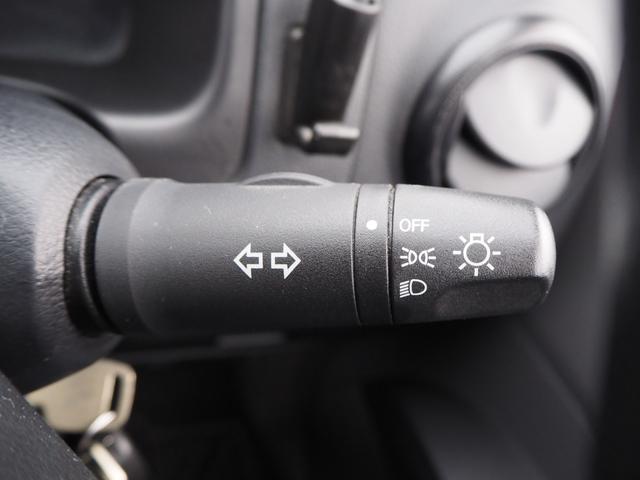 ランサーカーゴ １６Ｍ　商用バン　元公用車　キーレス　ＥＴＣ　電動格納ミラー　ラジオ　前席パワーウィンドウ　ディーラー記録簿付　スタットレスタイヤ付　１００Ｖ電源　助手席テーブル　車検整備付（21枚目）