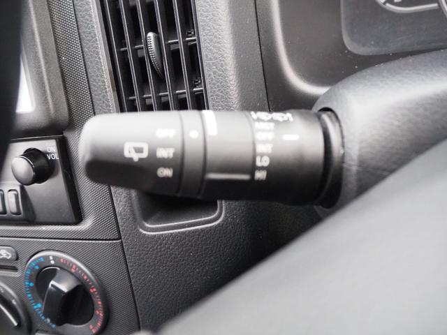 ランサーカーゴ １６Ｍ　商用バン　元公用車　キーレス　ＥＴＣ　電動格納ミラー　ラジオ　前席パワーウィンドウ　ディーラー記録簿付　スタットレスタイヤ付　１００Ｖ電源　助手席テーブル　車検整備付（22枚目）