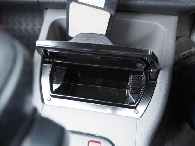 ランサーカーゴ １６Ｍ　商用バン　元公用車　キーレス　ＥＴＣ　電動格納ミラー　ラジオ　前席パワーウィンドウ　ディーラー記録簿付　スタットレスタイヤ付　１００Ｖ電源　助手席テーブル　車検整備付（27枚目）