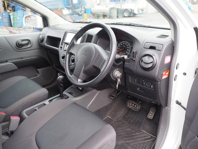 ランサーカーゴ １６Ｍ　商用バン　元公用車　キーレス　ＥＴＣ　電動格納ミラー　ラジオ　前席パワーウィンドウ　ディーラー記録簿付　スタットレスタイヤ付　１００Ｖ電源　助手席テーブル　車検整備付（34枚目）