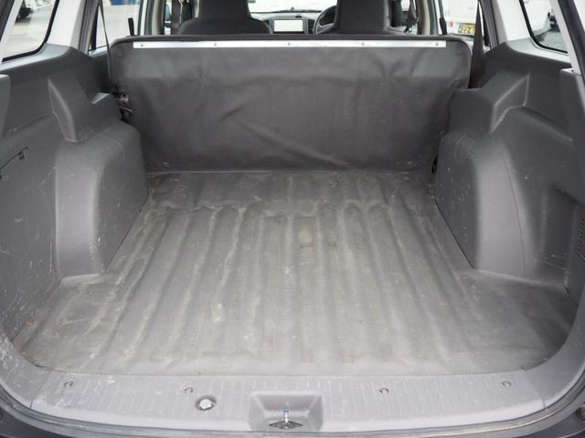 ランサーカーゴ １６Ｍ　商用バン　元公用車　キーレス　ＥＴＣ　電動格納ミラー　ラジオ　前席パワーウィンドウ　ディーラー記録簿付　スタットレスタイヤ付　１００Ｖ電源　助手席テーブル　車検整備付（39枚目）